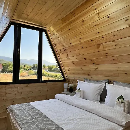 Campsite Linistea Muntilor Cartioasra